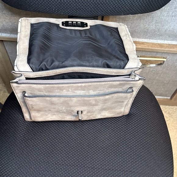 Rebecca Minkoff Beige Quilted Shoulder Bag - Picture 6 of 7